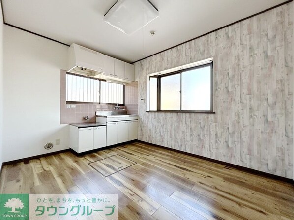 サニーシャトレーの物件内観写真